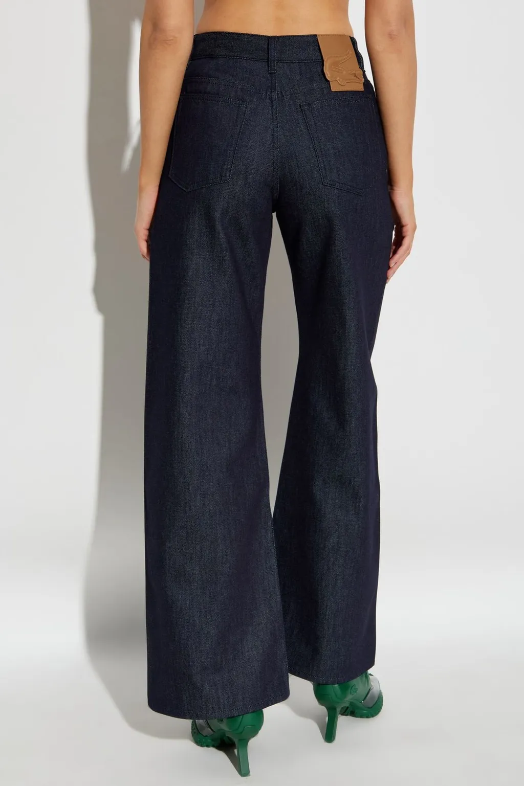 Wide-Leg Jeans
