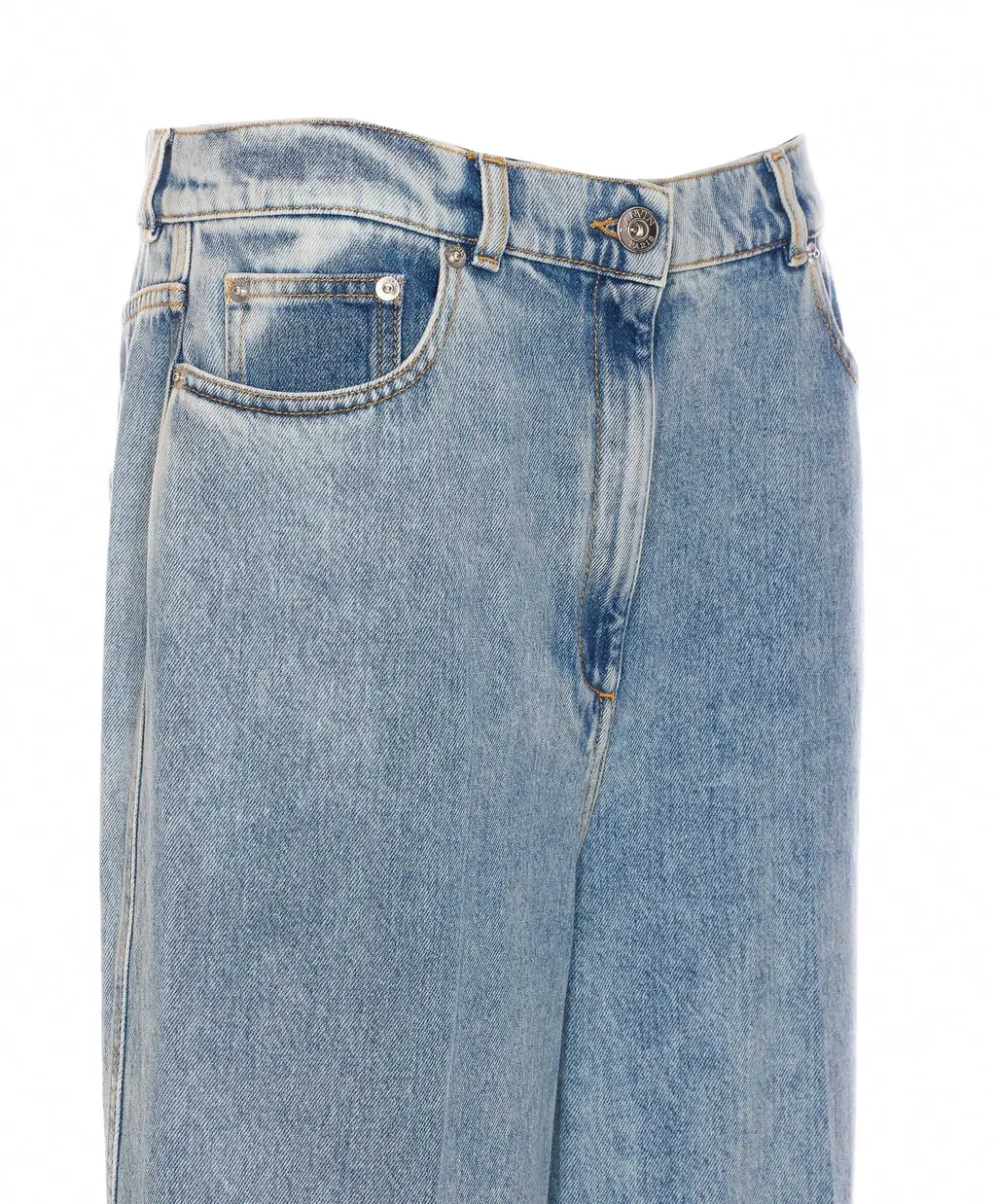 Wide-Leg Jeans