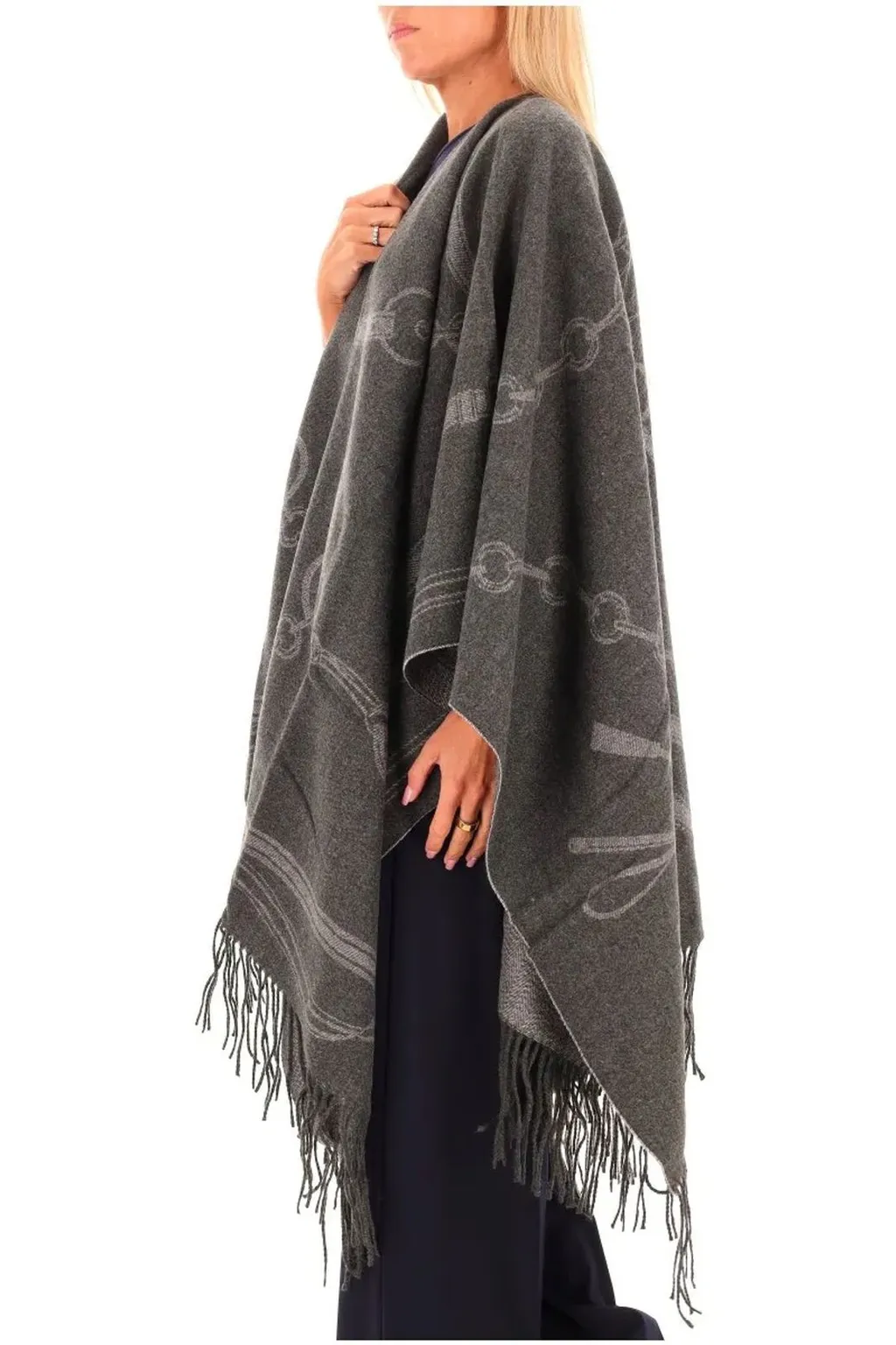 Poncho With Chain Print