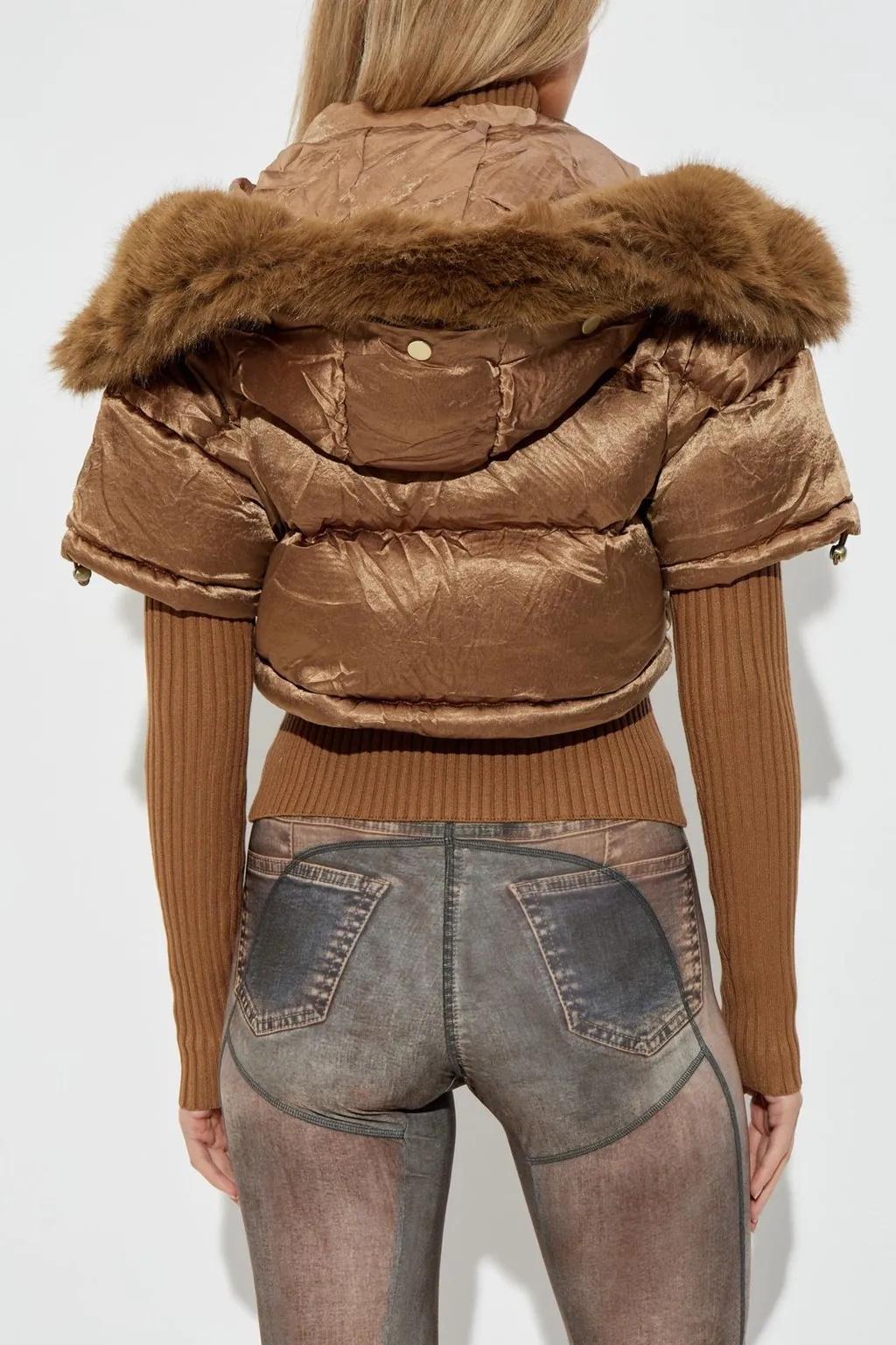 Cropped Down Jacket With Fur Trim