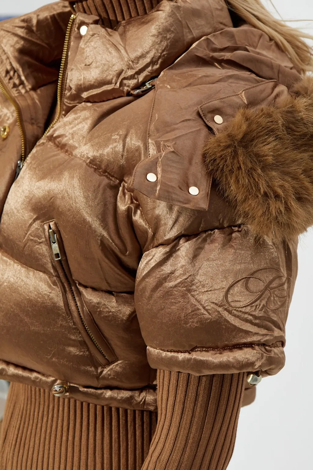Cropped Down Jacket With Fur Trim