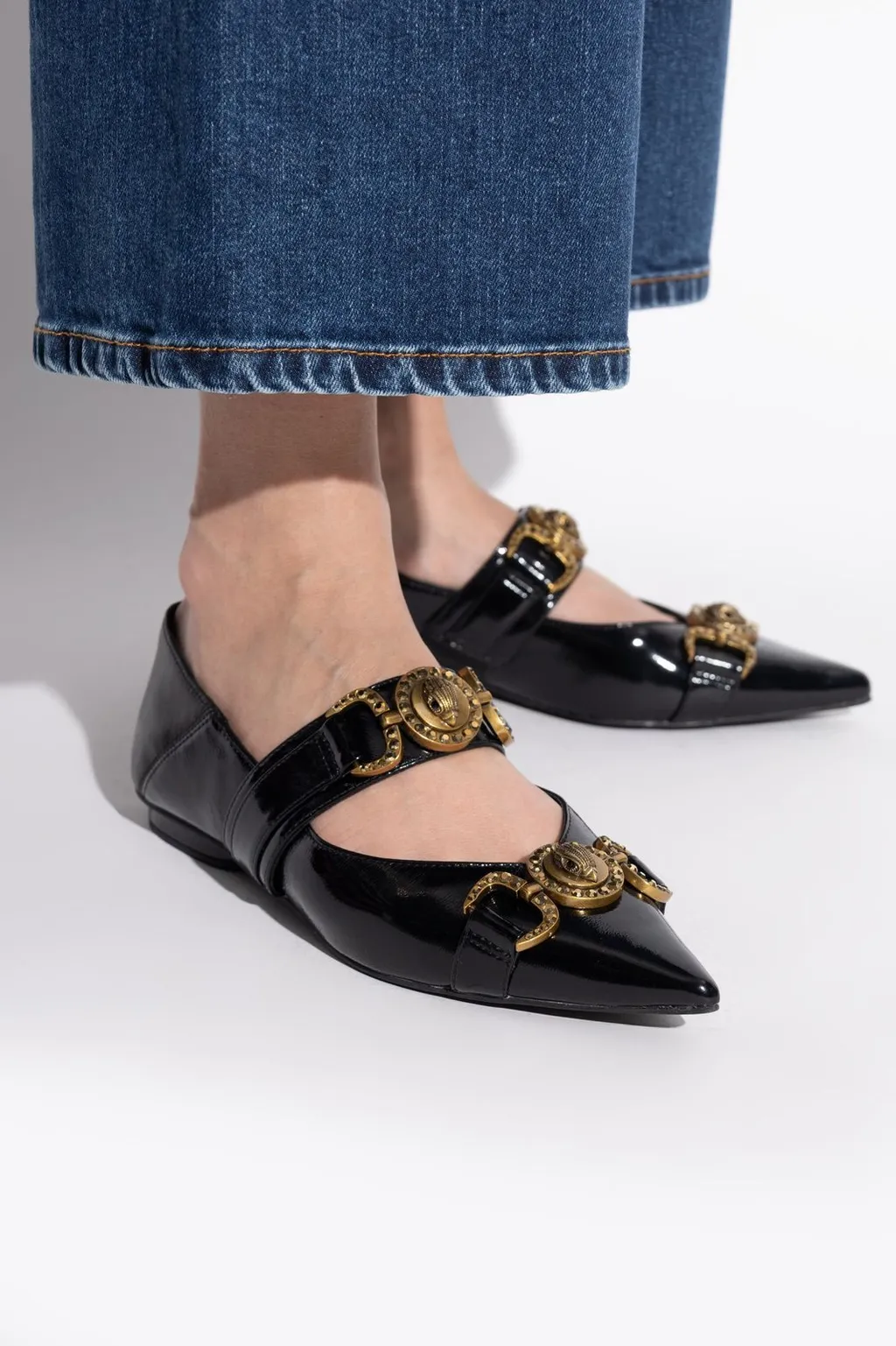 Ballet Flats With Medusa Hardware