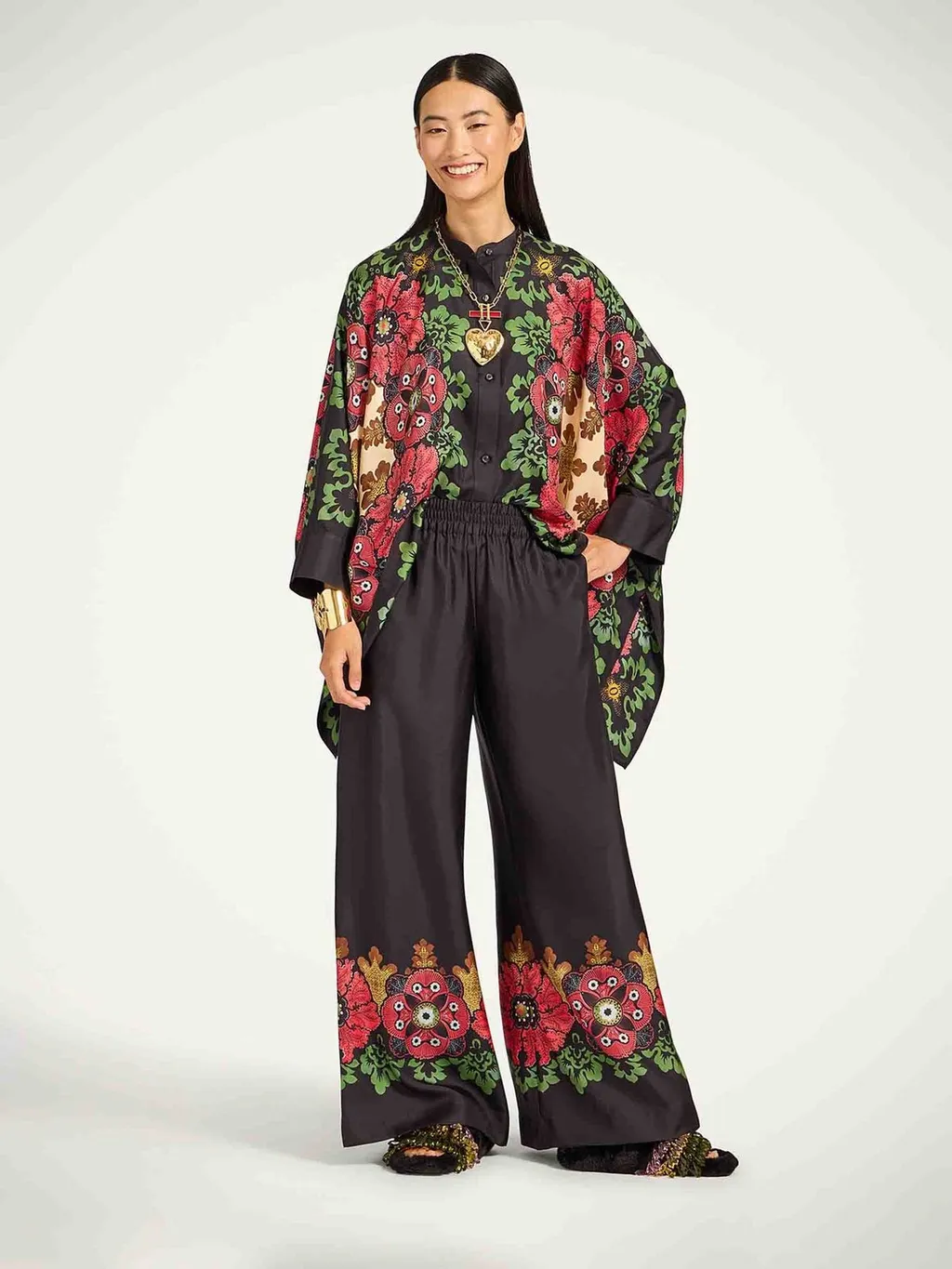 Wide-Leg Pants With Floral Embroidery