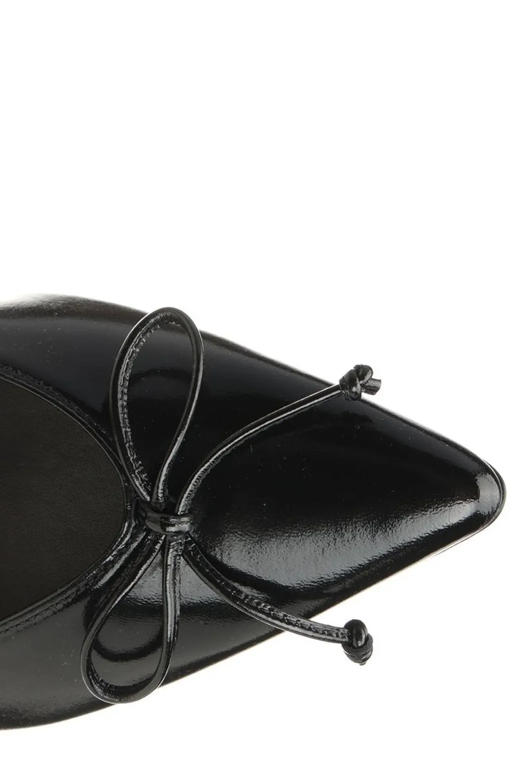 Pointed-Toe Pumps With Bow Detail