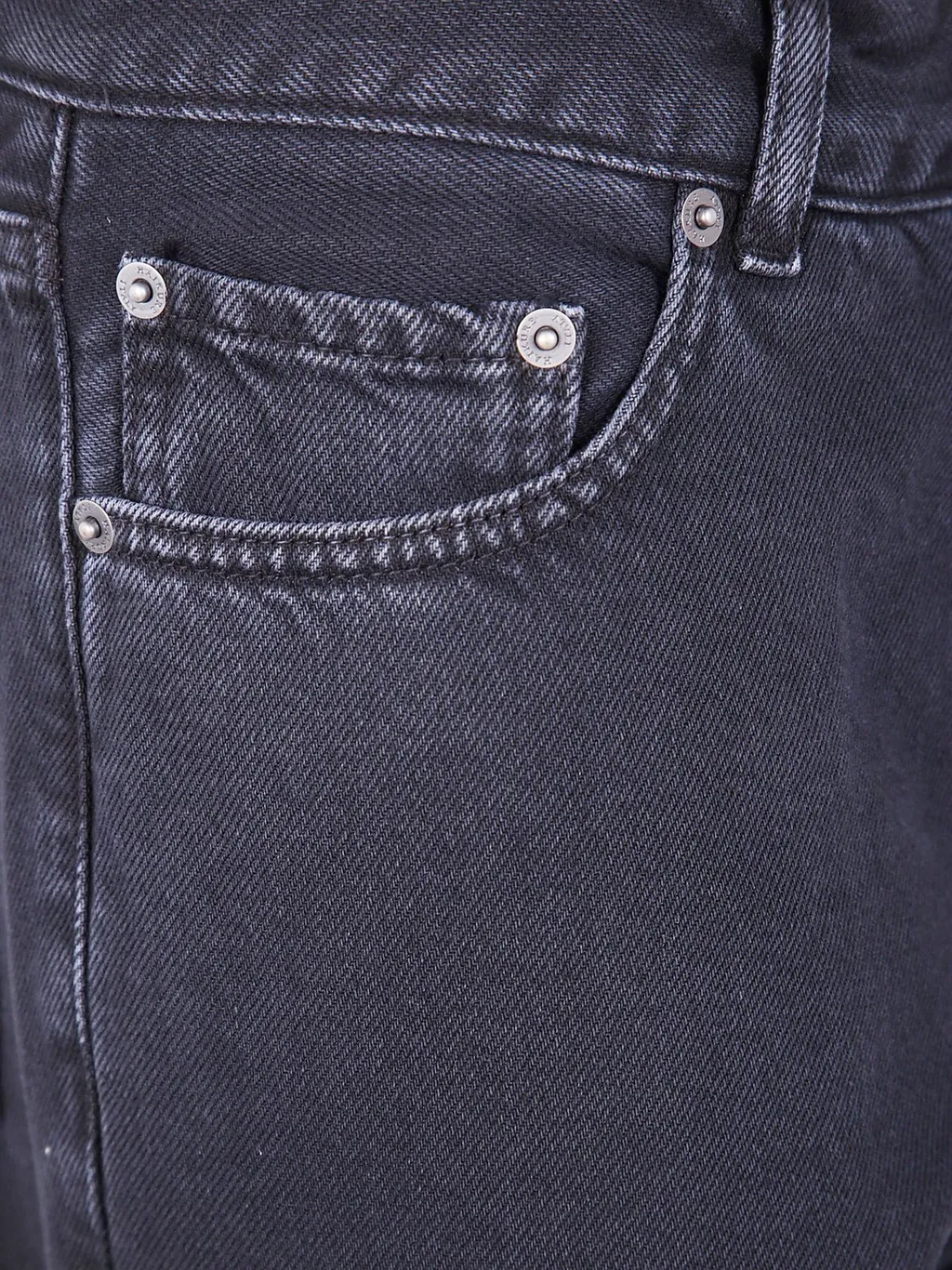Wide-Leg Jeans