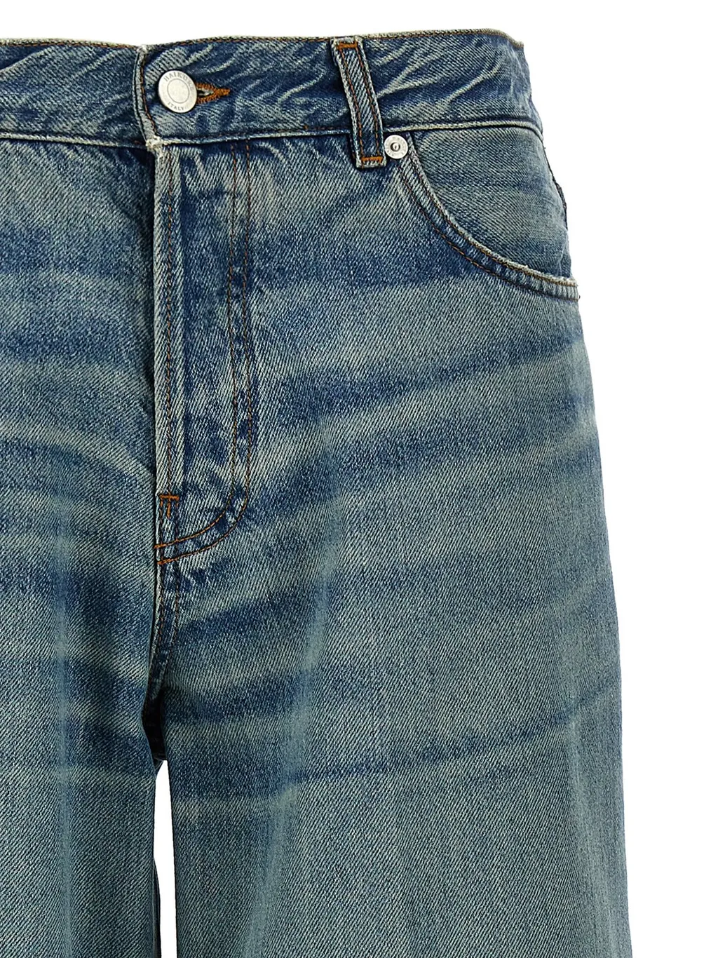 Wide-Leg Jeans