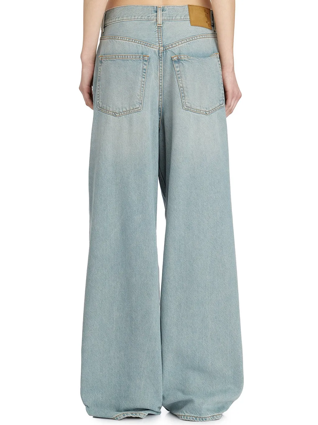 Wide-Leg Pleated Jeans