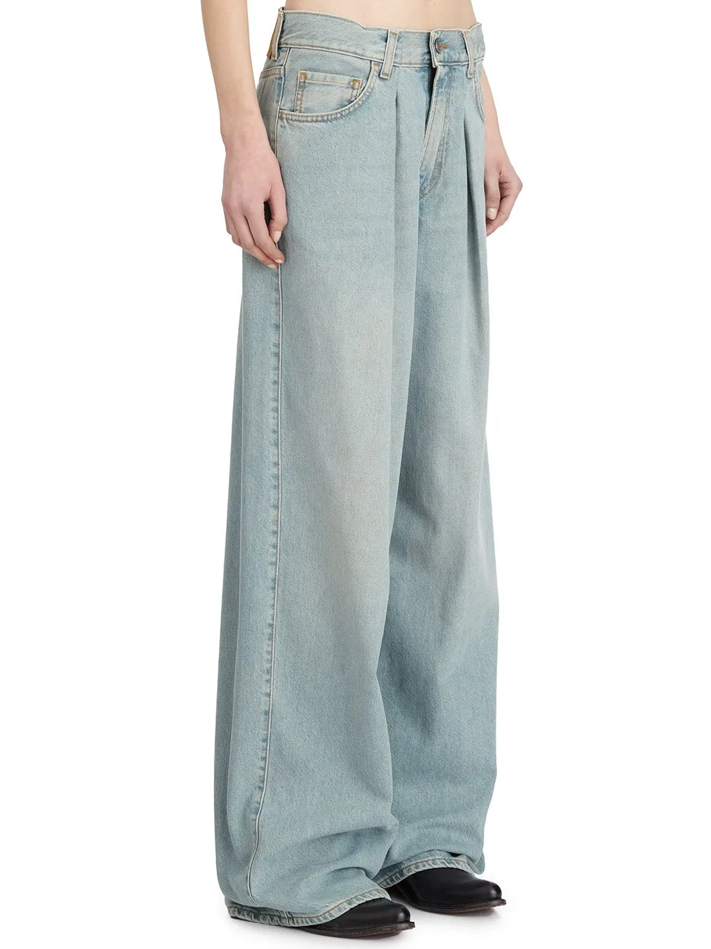 Wide-Leg Pleated Jeans