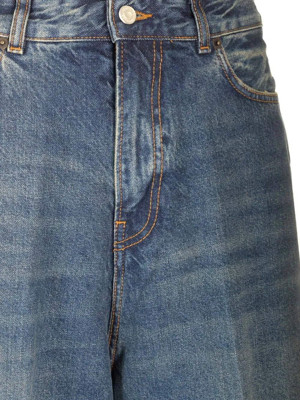 Wide-Leg Jeans