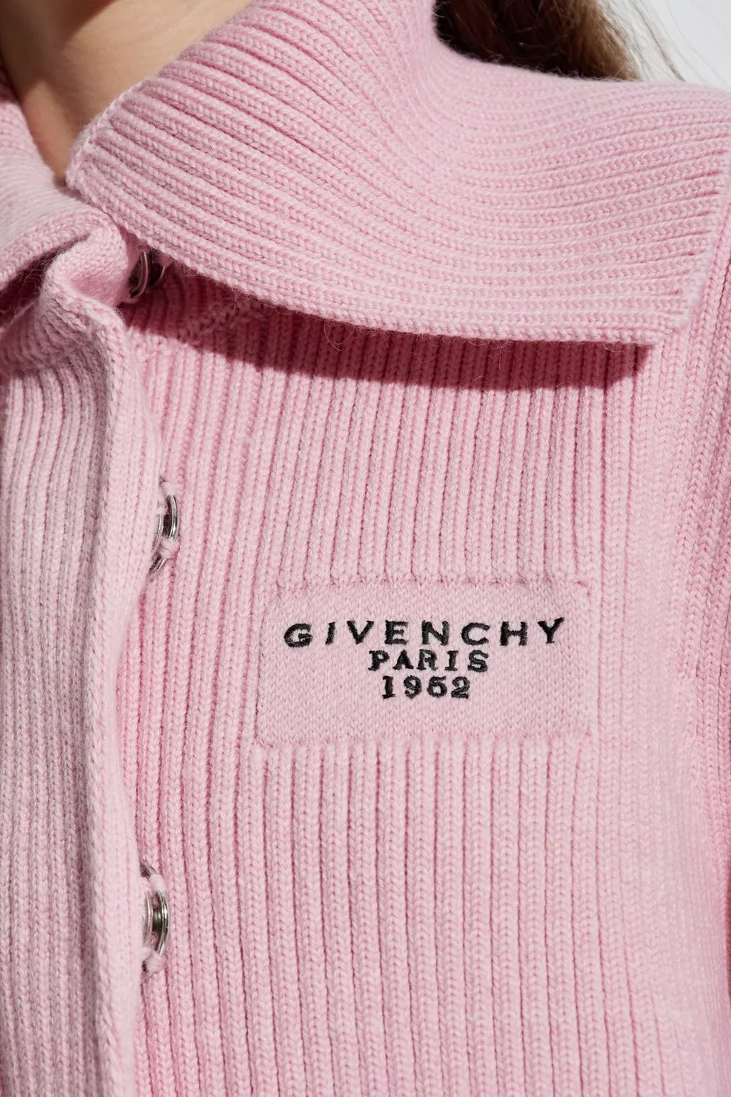 Ribbed Knit Cardigan With Oversized Collar