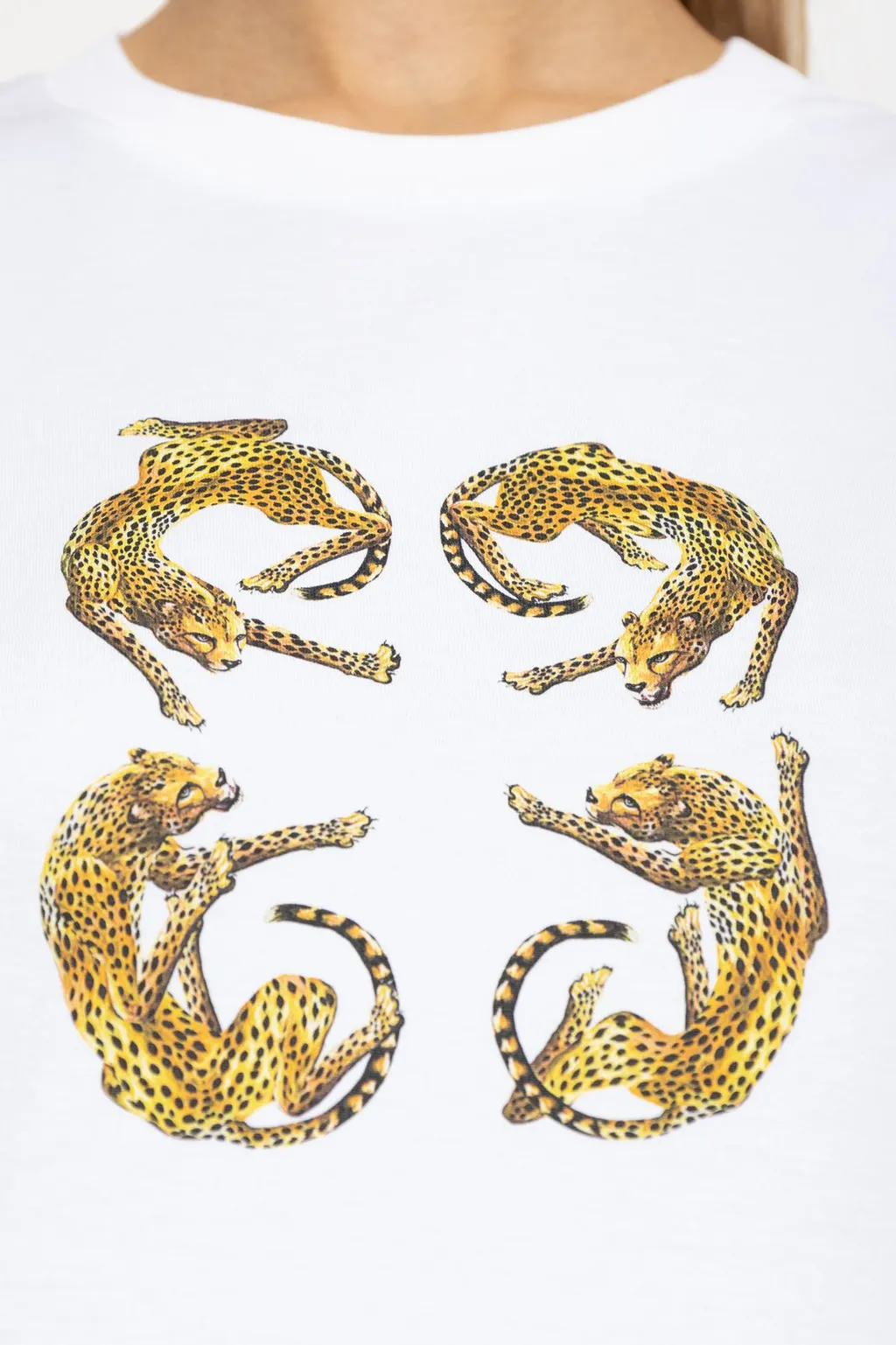 T-Shirt With Leopard Print