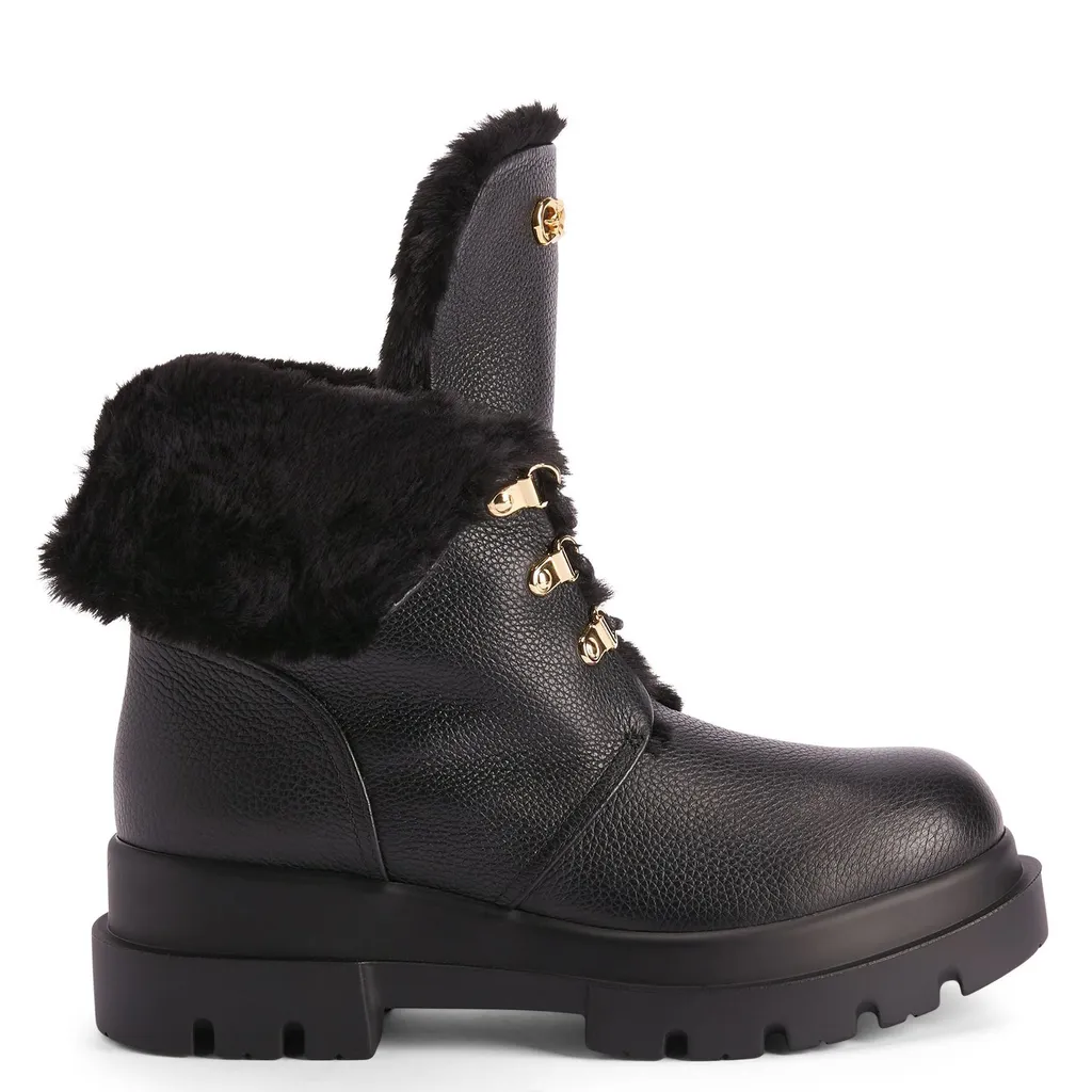 Lace-Up Boots With Fur Trim