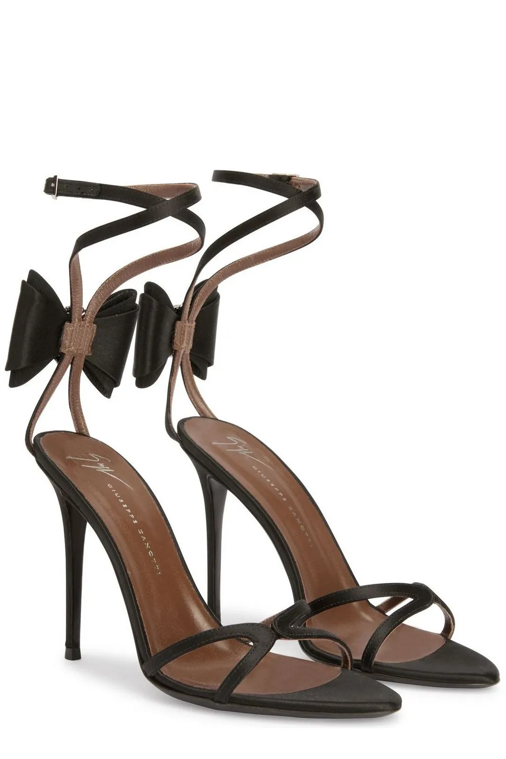 Strappy Sandals With Bow Detail