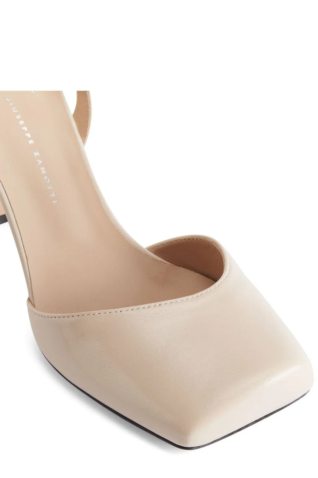 D
Azia Slingback Pumps