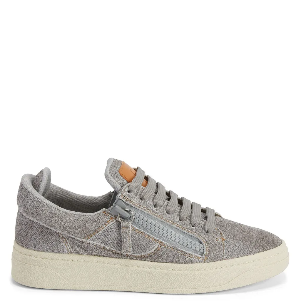 Low-Top Sneakers