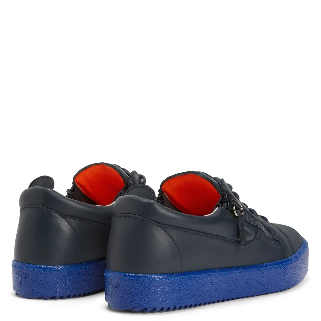 Low-Top Sneakers With Side Zip