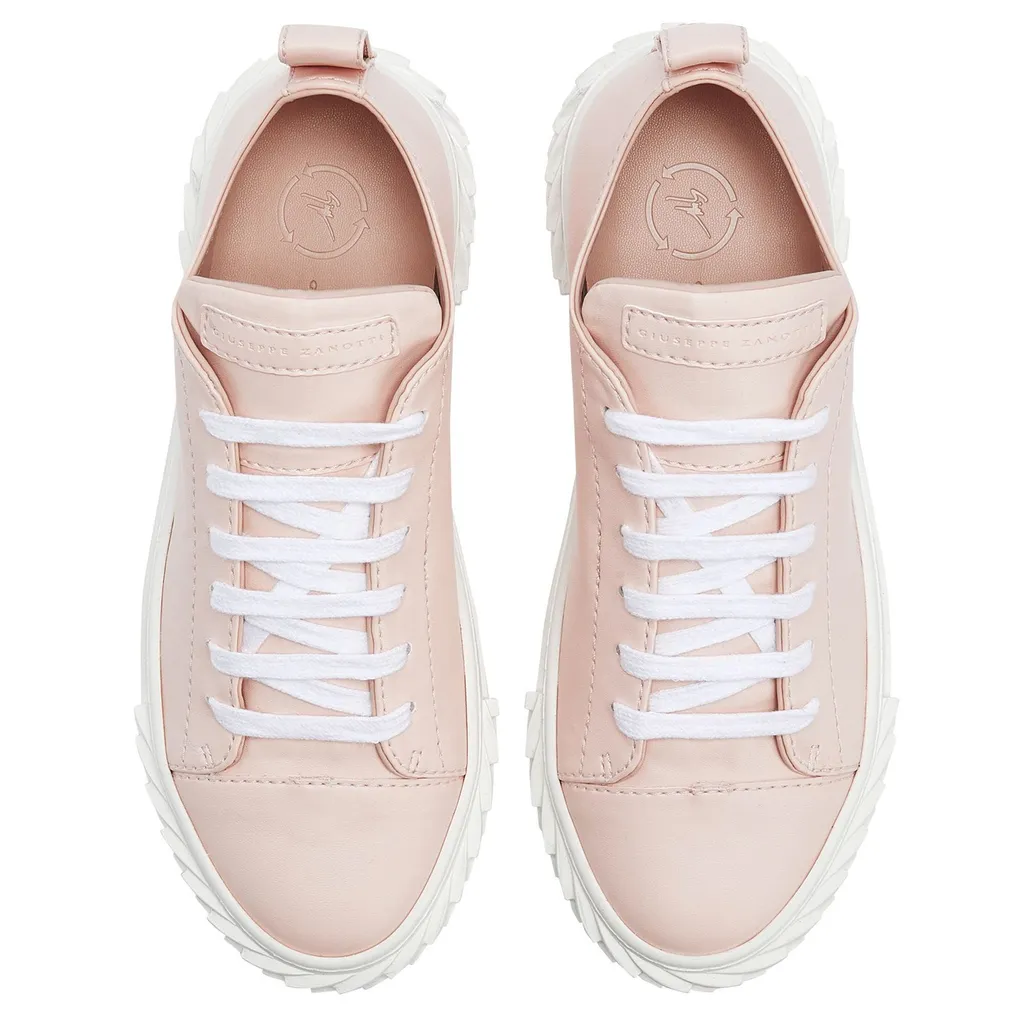 Low-Top Sneakers