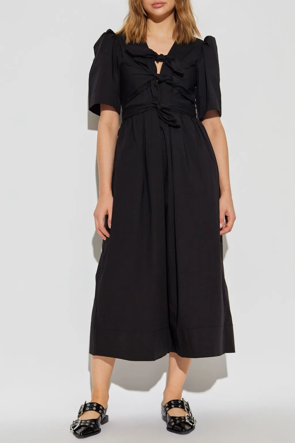 Dress With Bow Detail