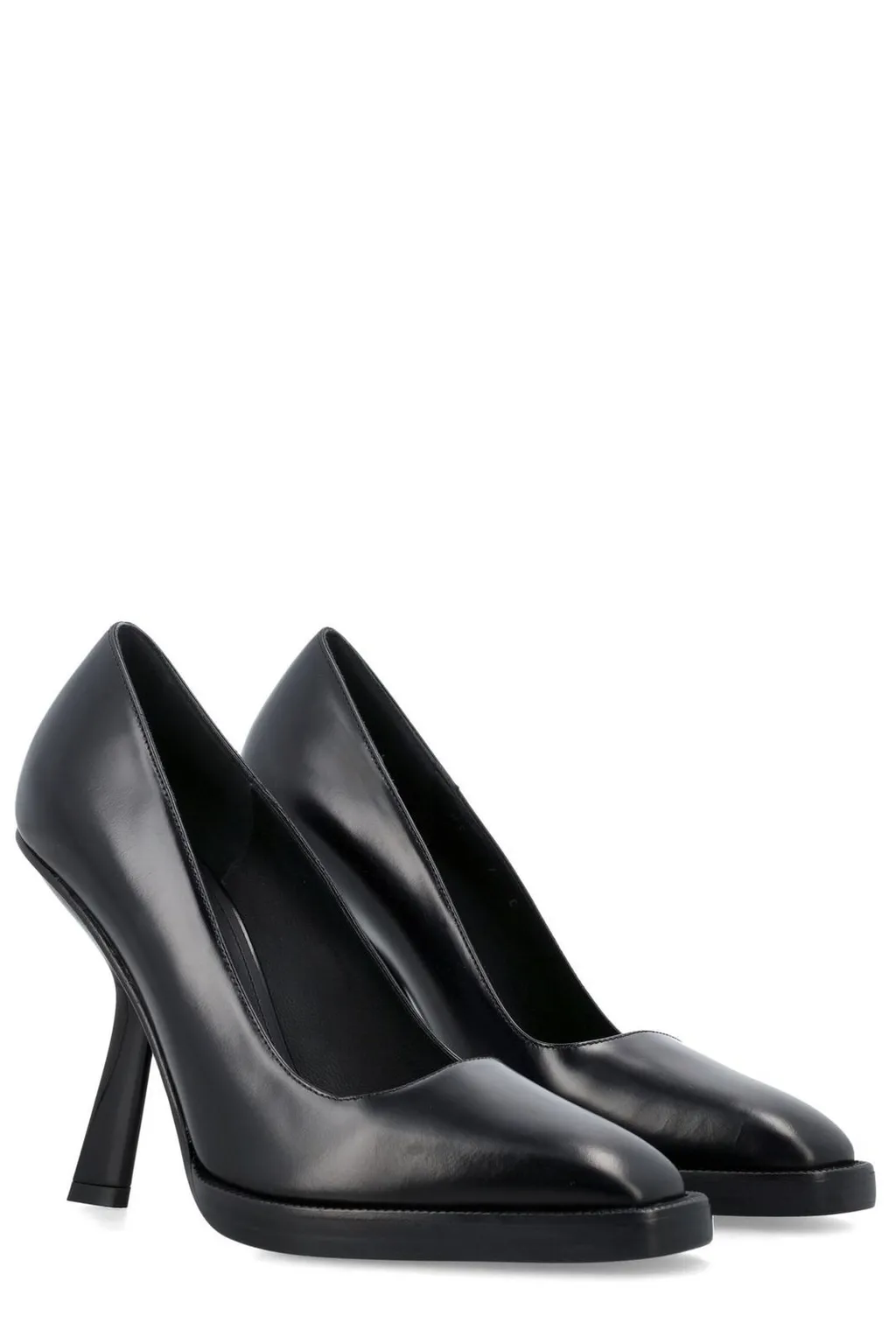 Pointed-Toe Pumps With Sculpted Heel
