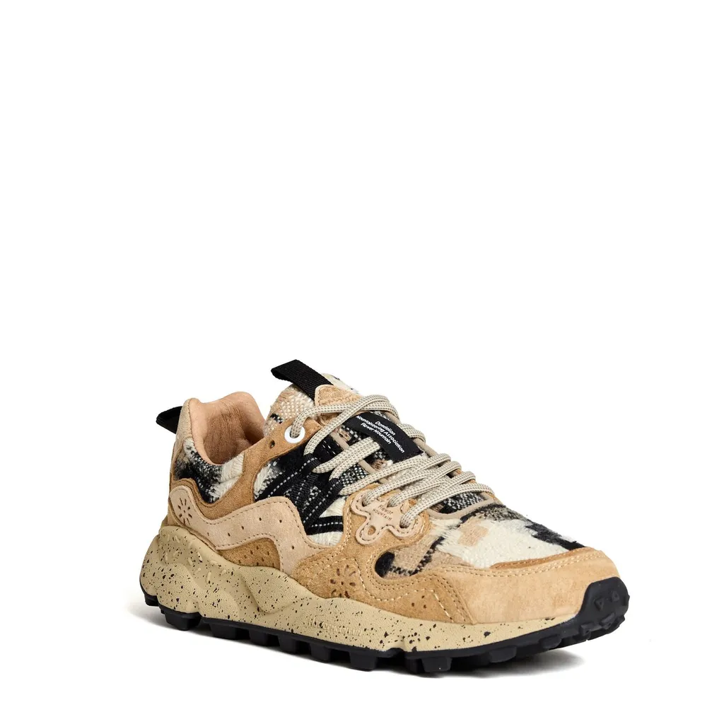 Low-Top Sneakers