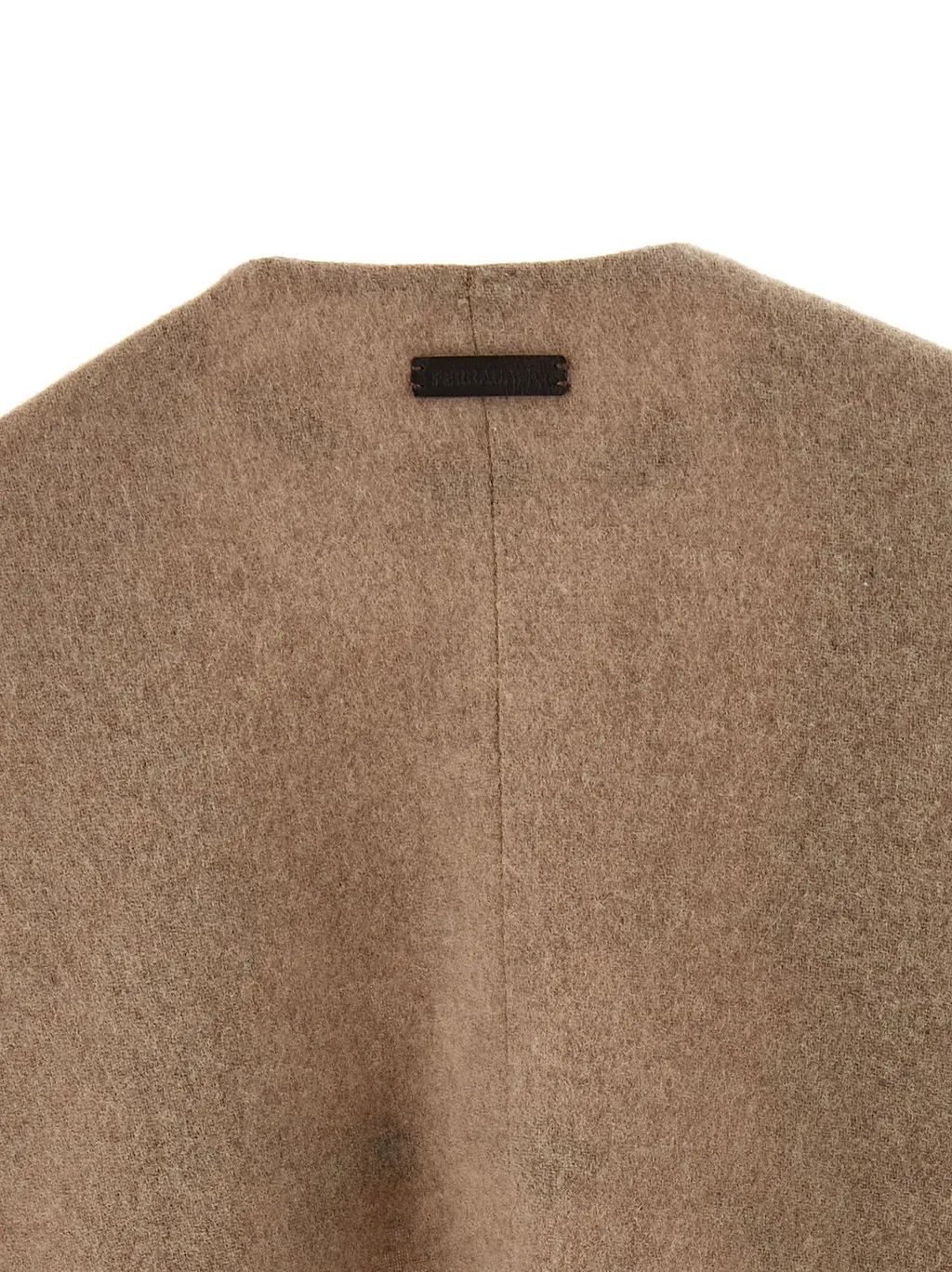 Reversible Cape