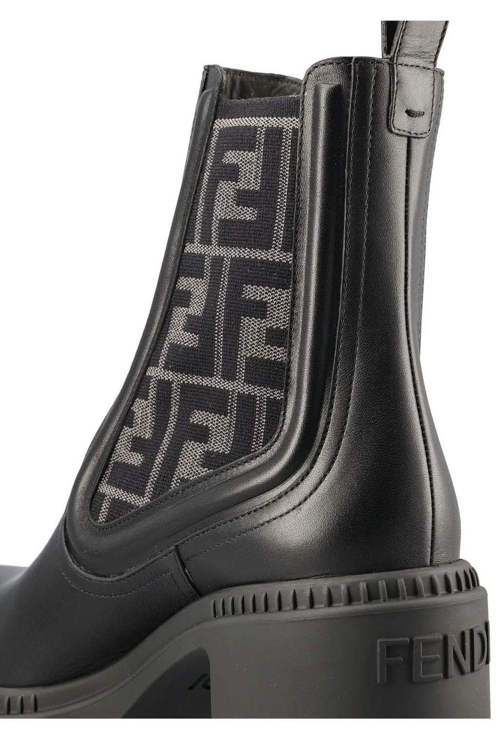 Chelsea Boots