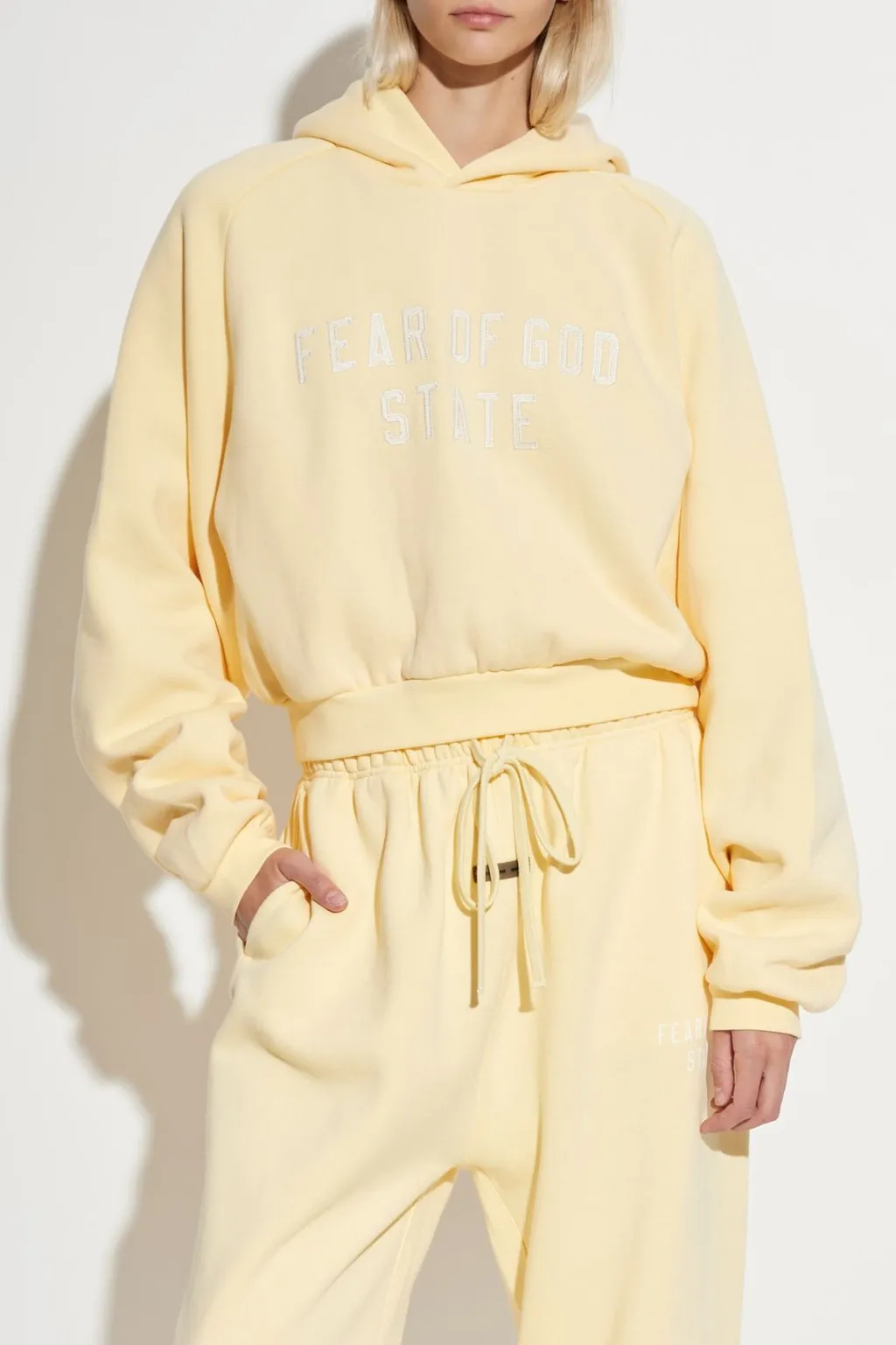 Cropped Hoodie
