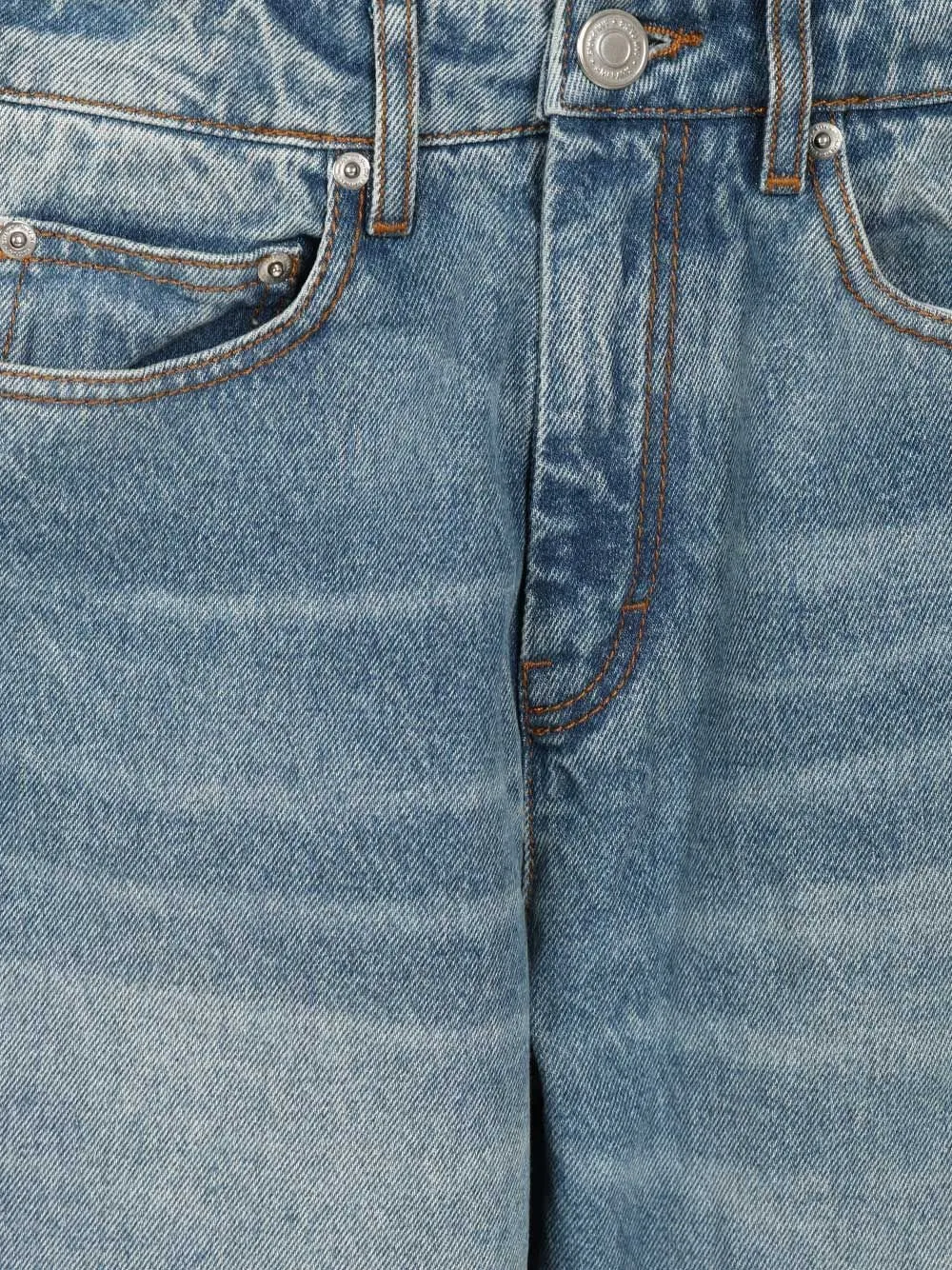 Wide-Leg Jeans