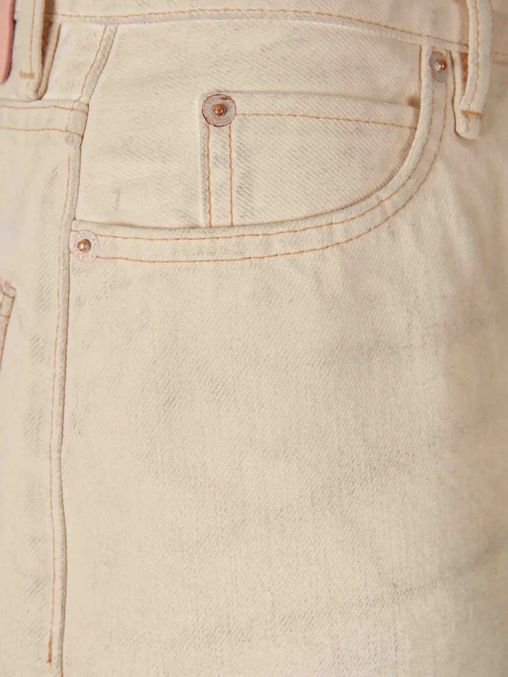Wide-Leg Jeans