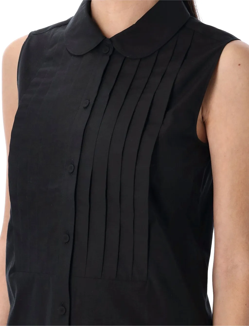 Sleeveless Pleated Shirt
