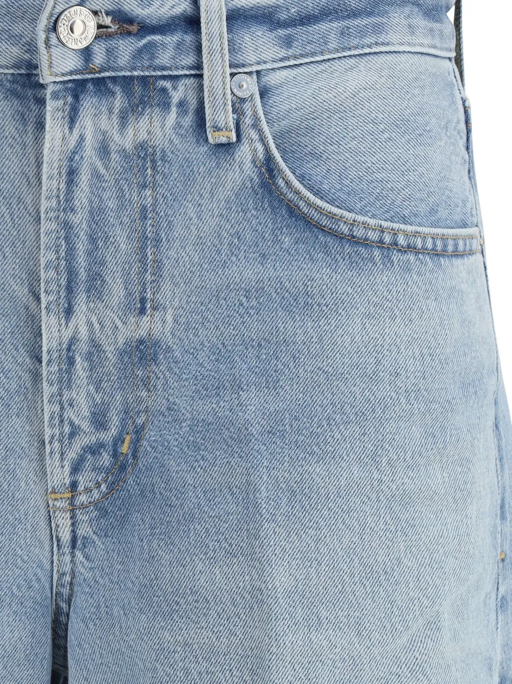 Wide-Leg Jeans