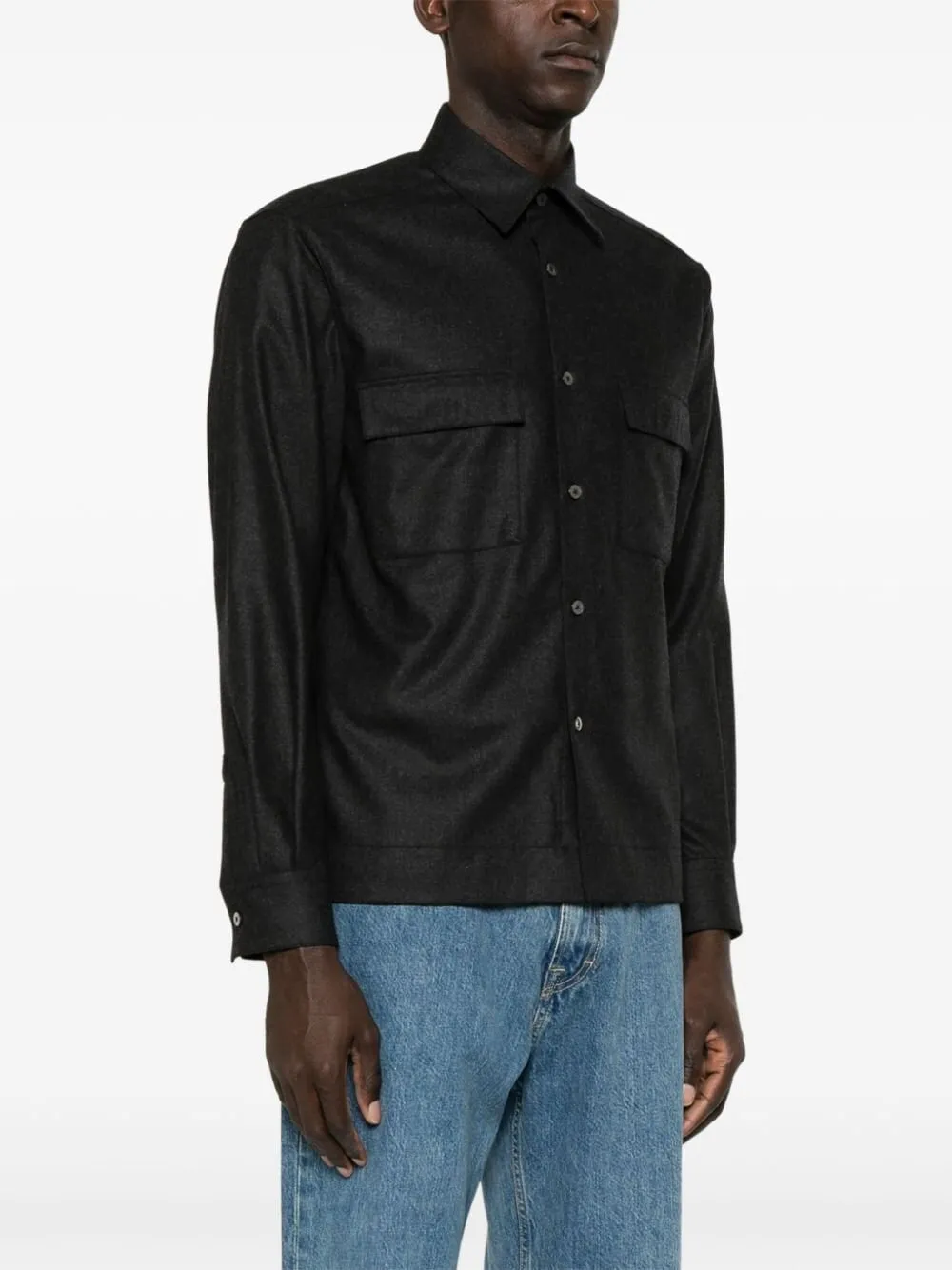 Button-Up Shirt With Two Chest Pockets