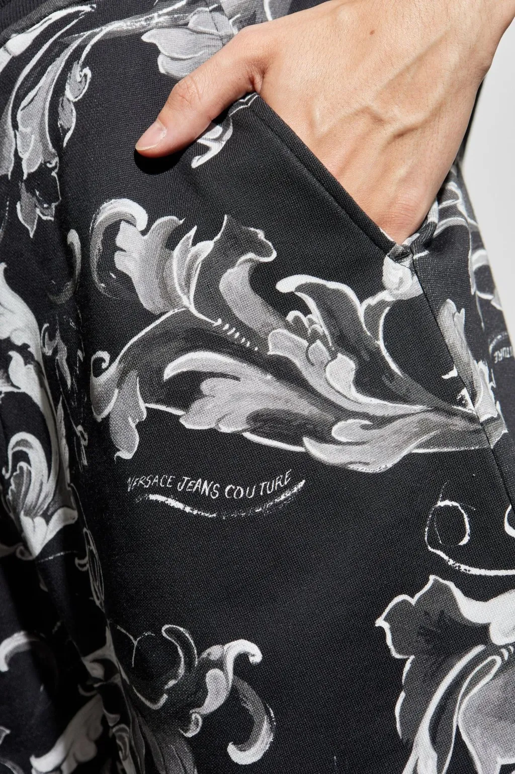 Baroque Print Bermuda Shorts