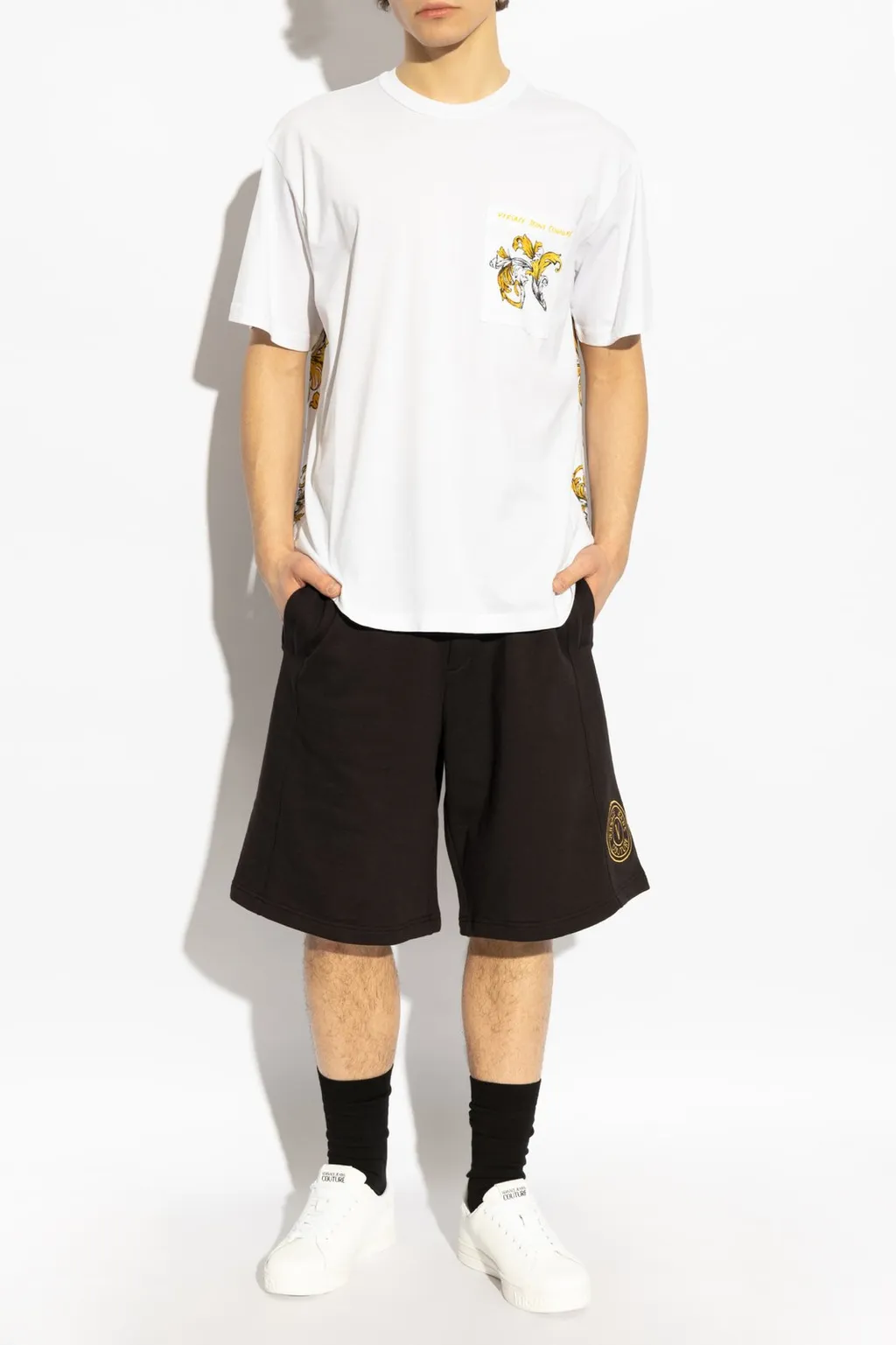 T-Shirt With Baroque Print