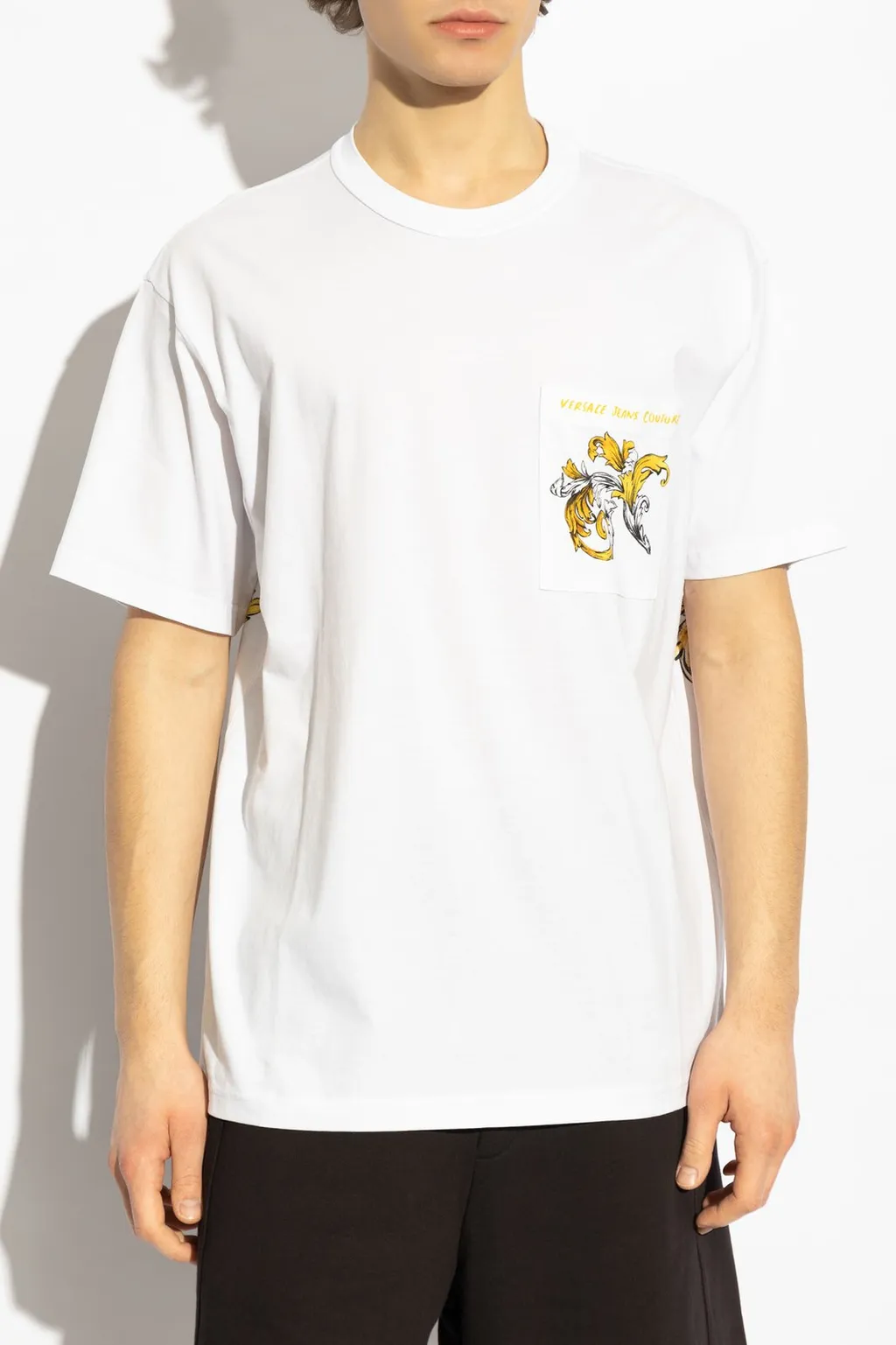 T-Shirt With Baroque Print