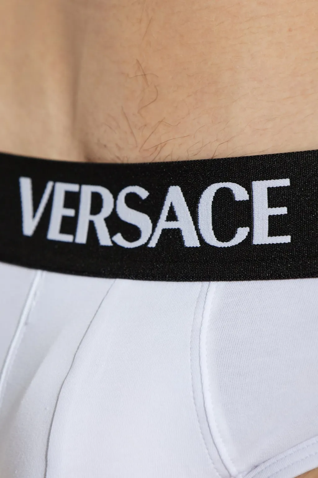 Logo Briefs