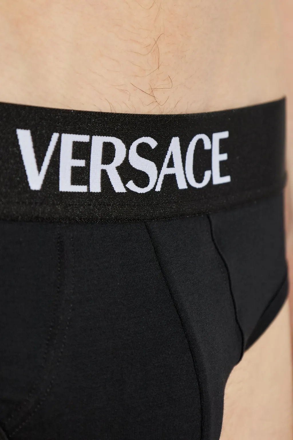 Logo Briefs