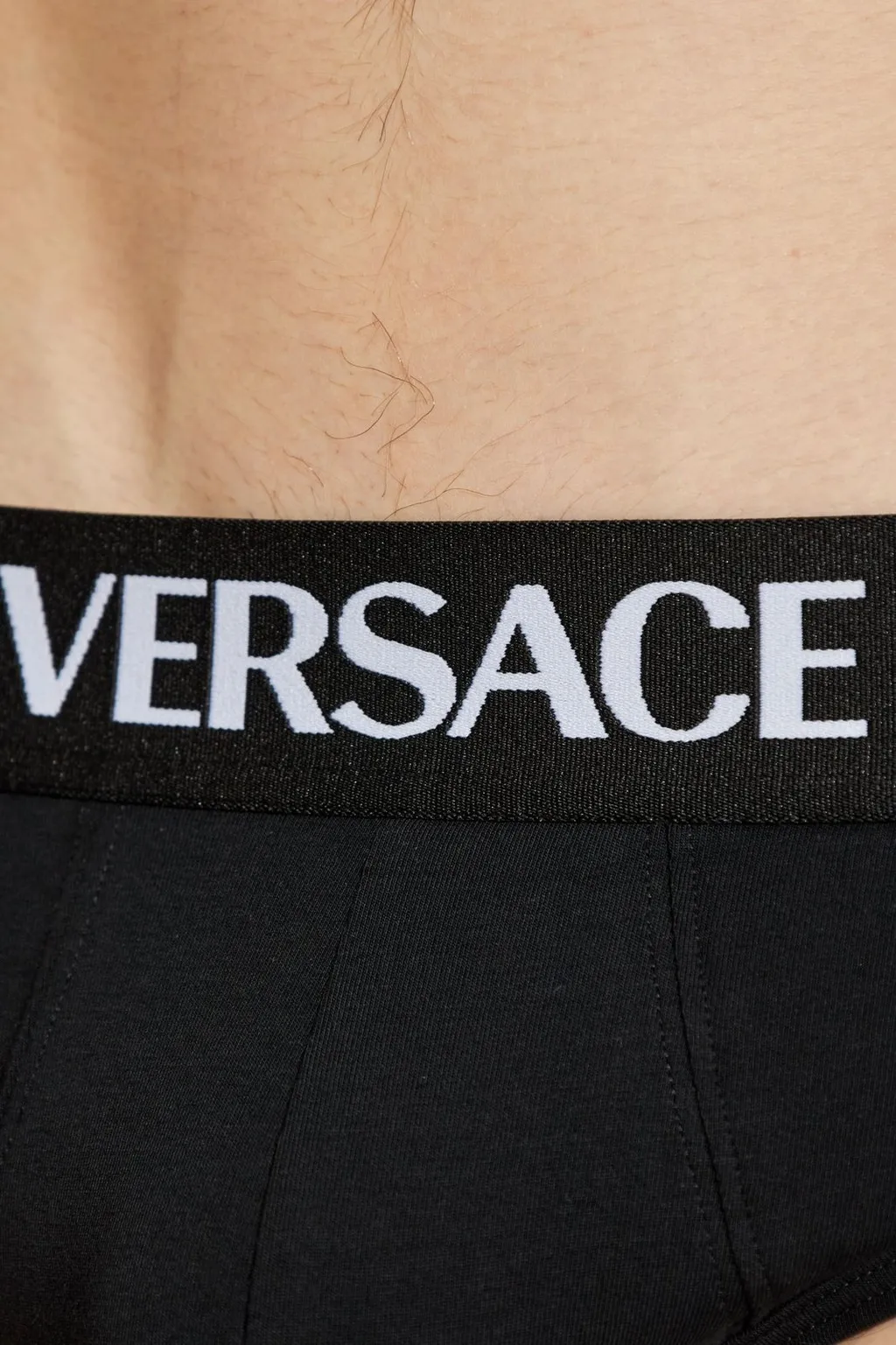 Logo Briefs