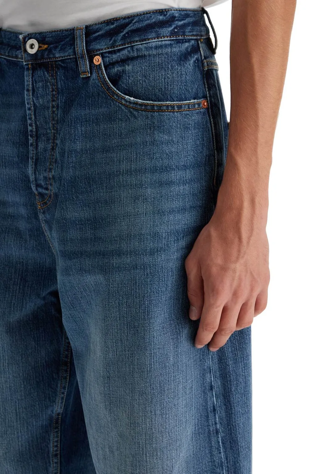 Wide-Leg Jeans