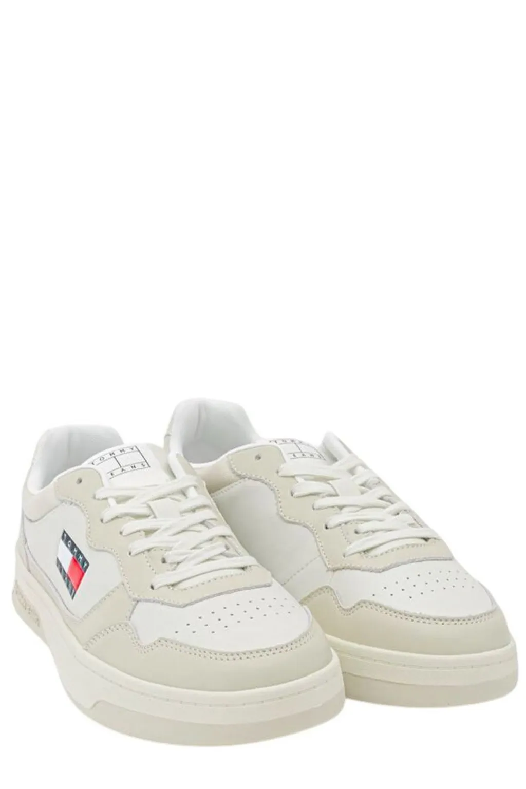 Court Sneakers