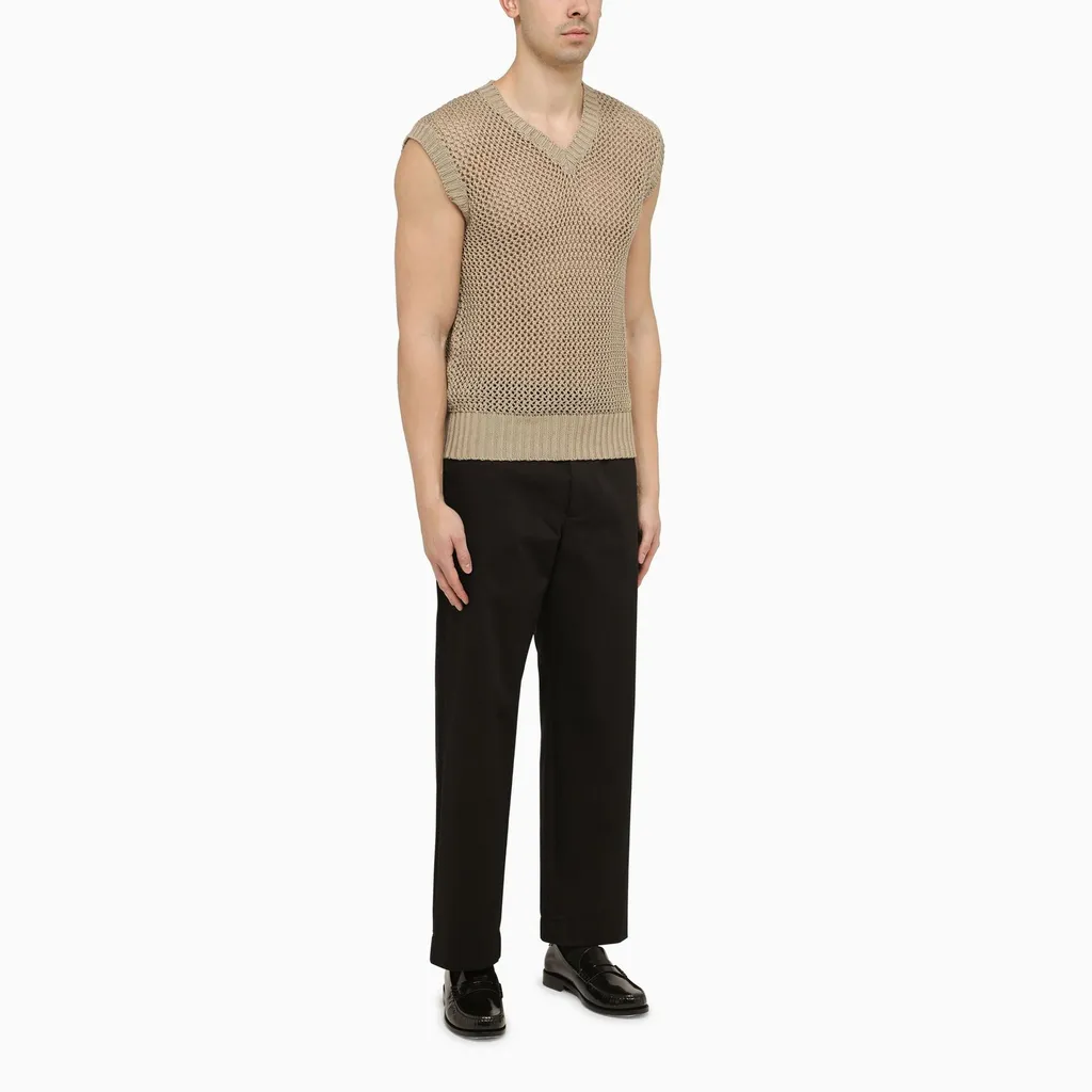 V-Neck Mesh Vest