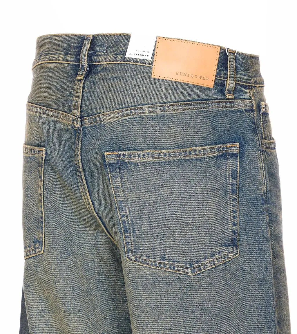 Wide-Leg Jeans