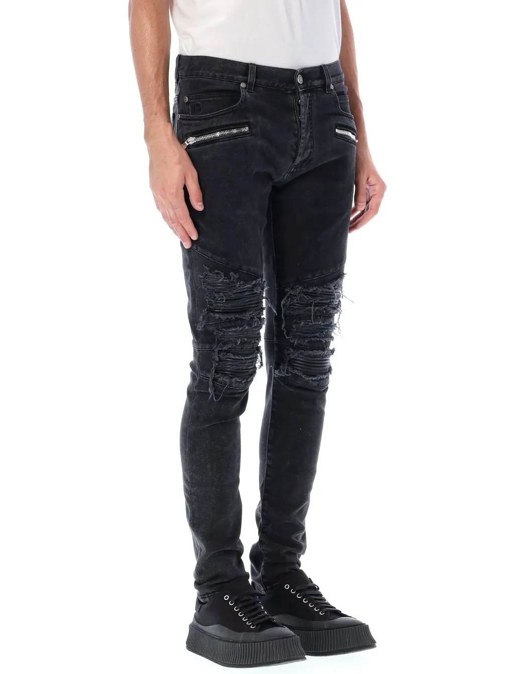 Distressed Skinny Jeans