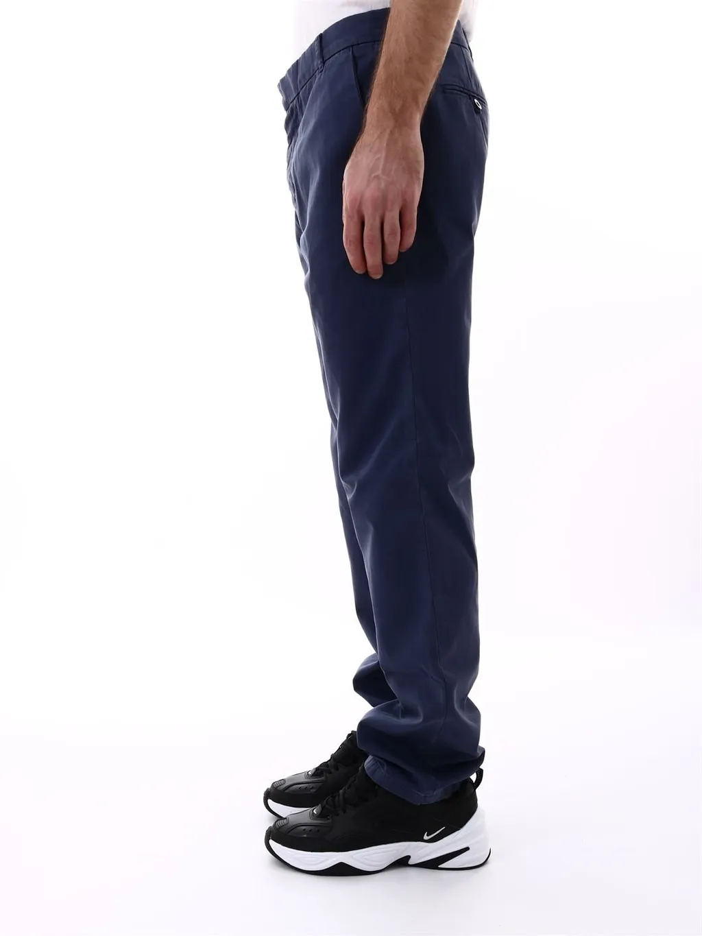 Chinos
