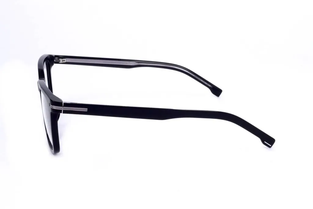Eyeglasses