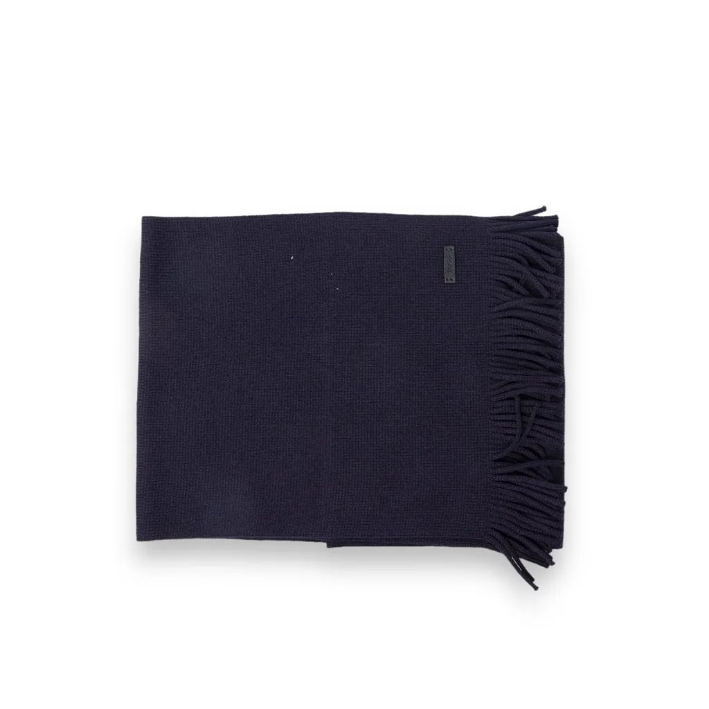 Scarf With Fringe