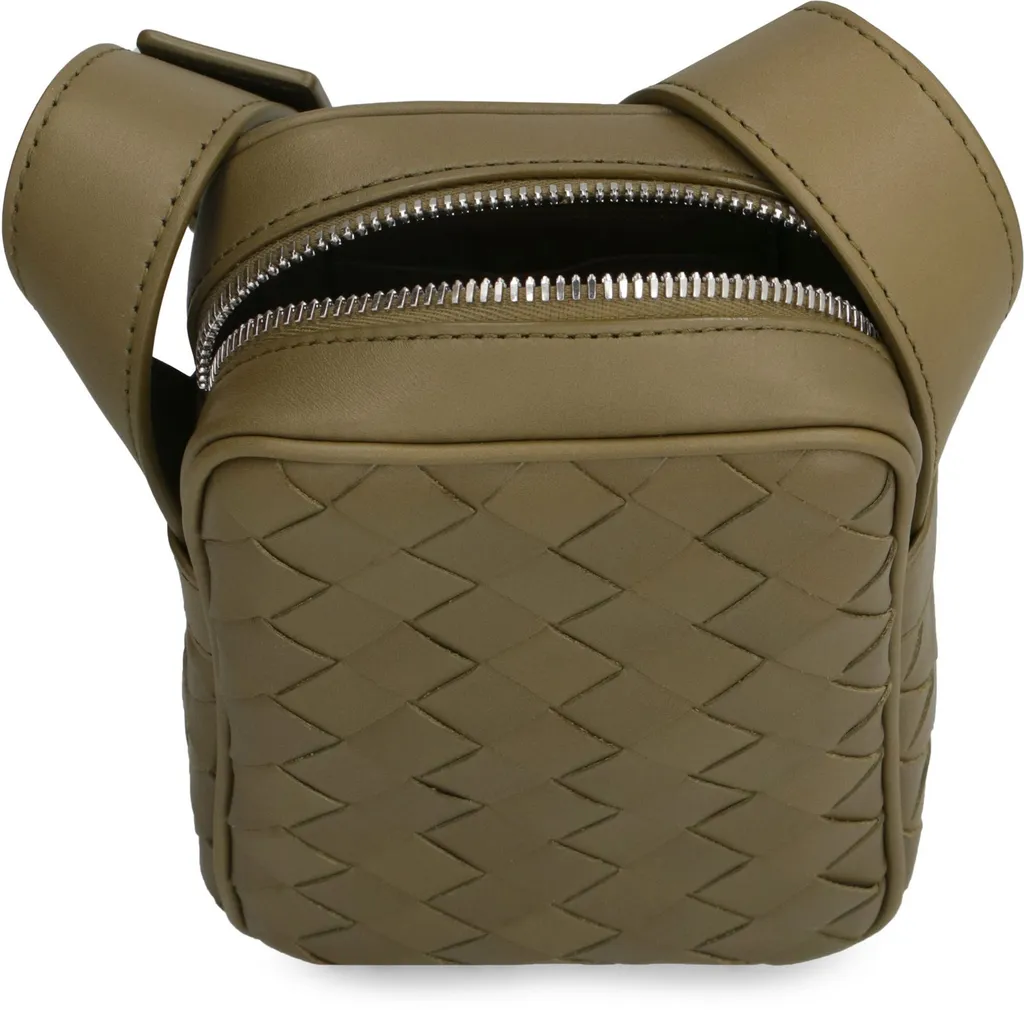 The Pouch Clutch