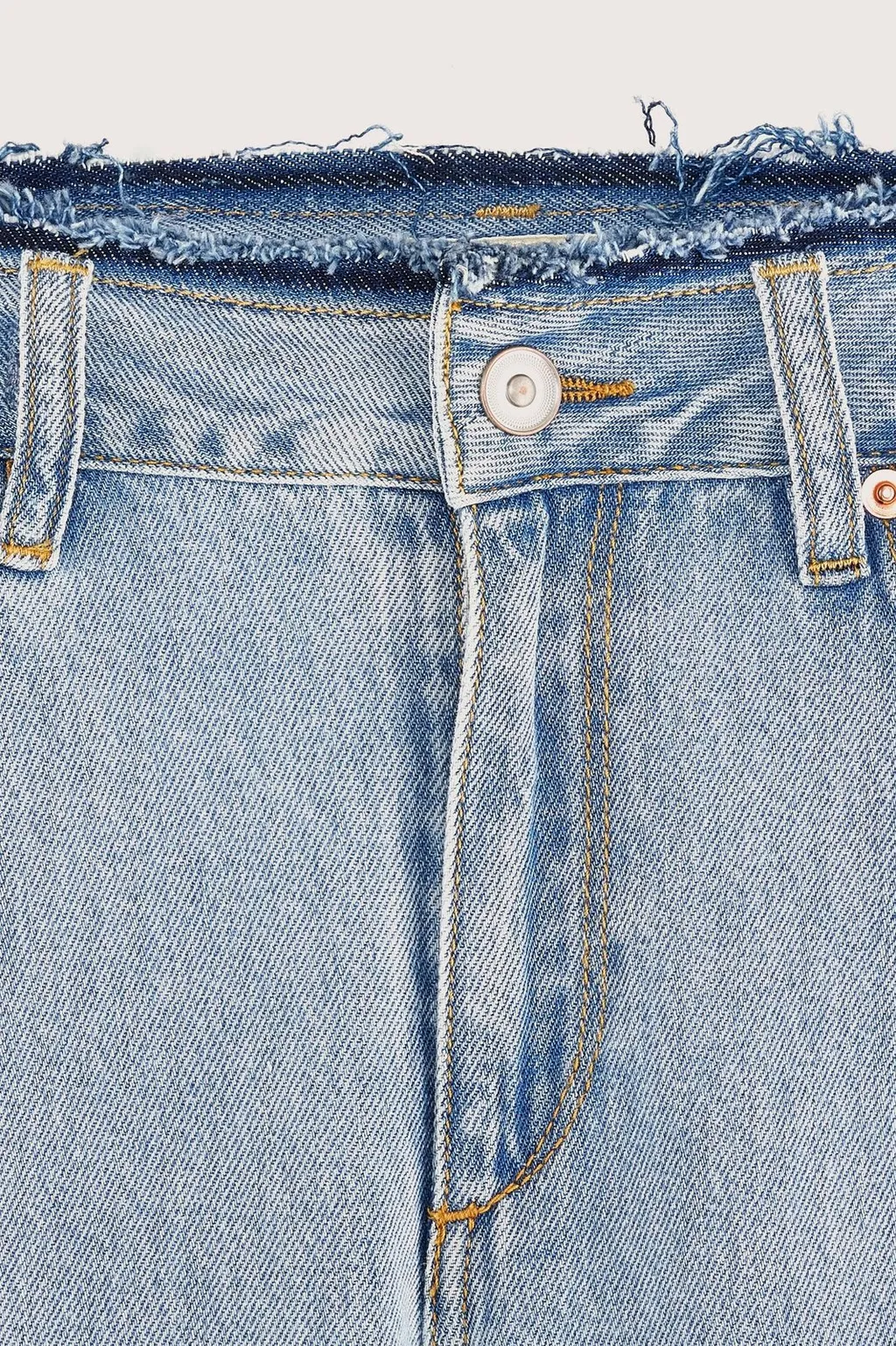 Wide-Leg Jeans