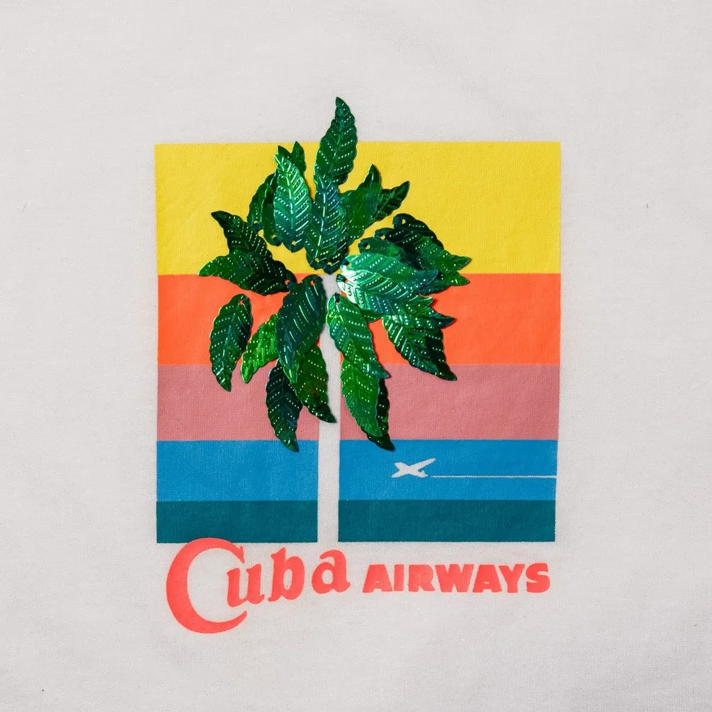 Sleeveless T-Shirt With Palm Tree Graphic