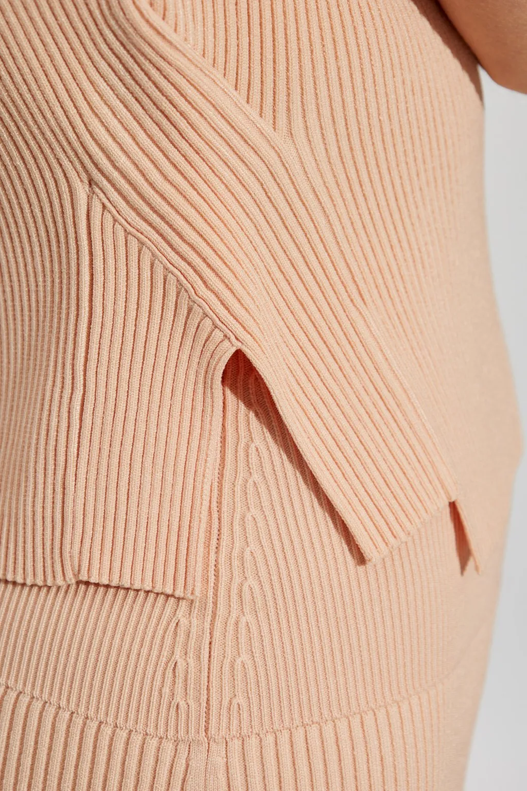 Ribbed Mock Neck Sleeveless Top